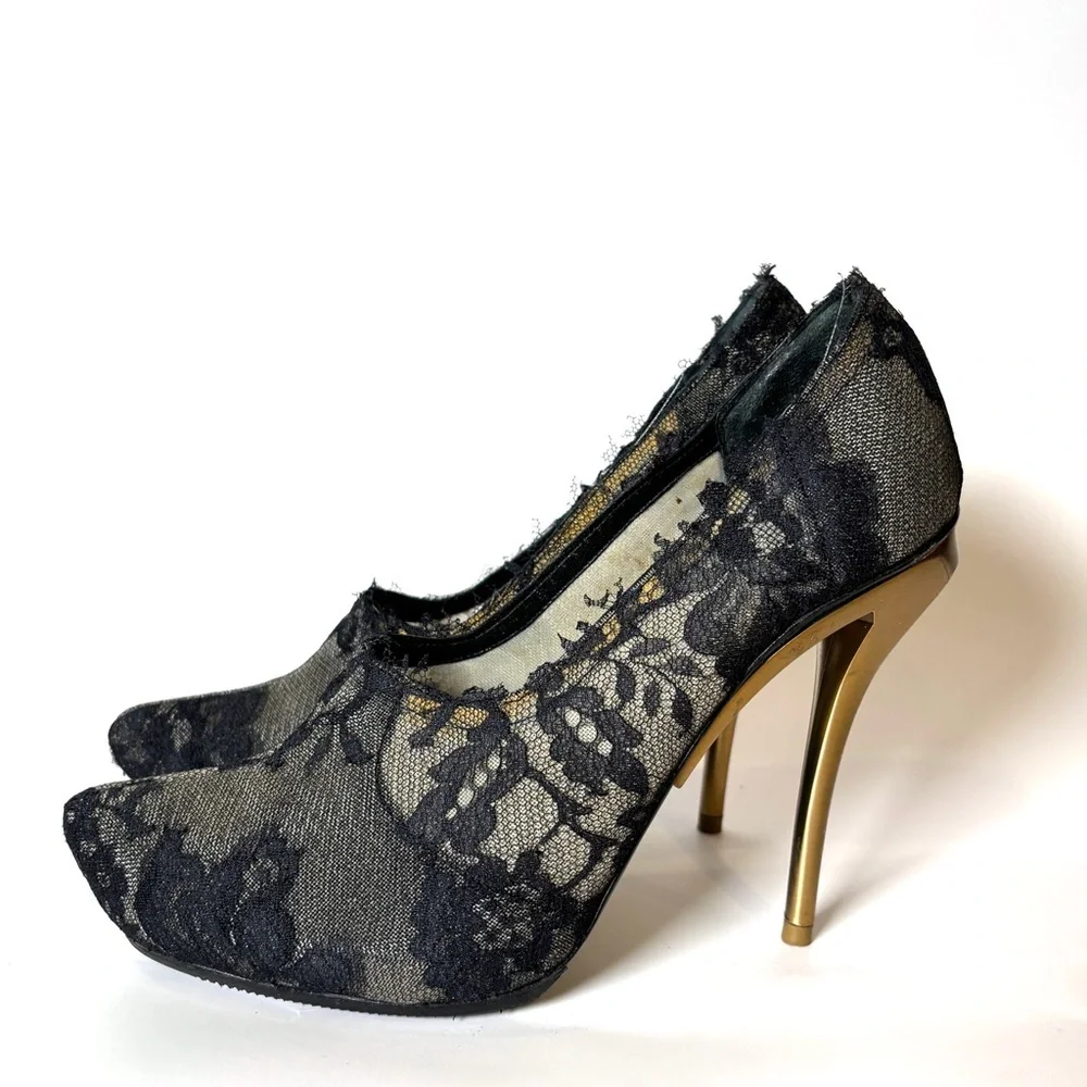 Giorgio Armani Vintage Lace Pumps size 35 - Picture 2 of 8